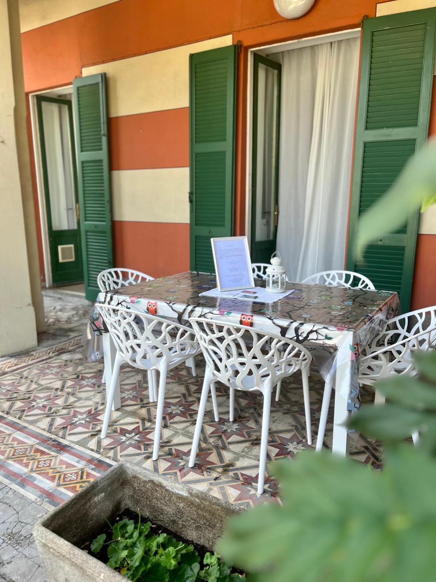 V&C Home Rental Specialist Appartamenti Fronte Lago Maggiore Germignaga Luaran gambar